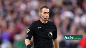 wasit David Coote