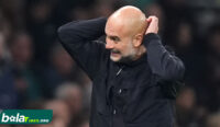 Pep Guardiola pusing